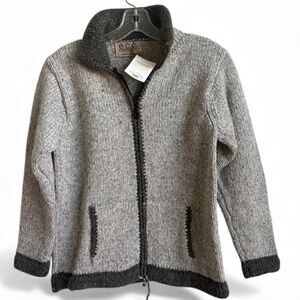 e.c.c. Ecuadorian Clothing Company Handmade in Ecuador Front Zip Sweater SMALL